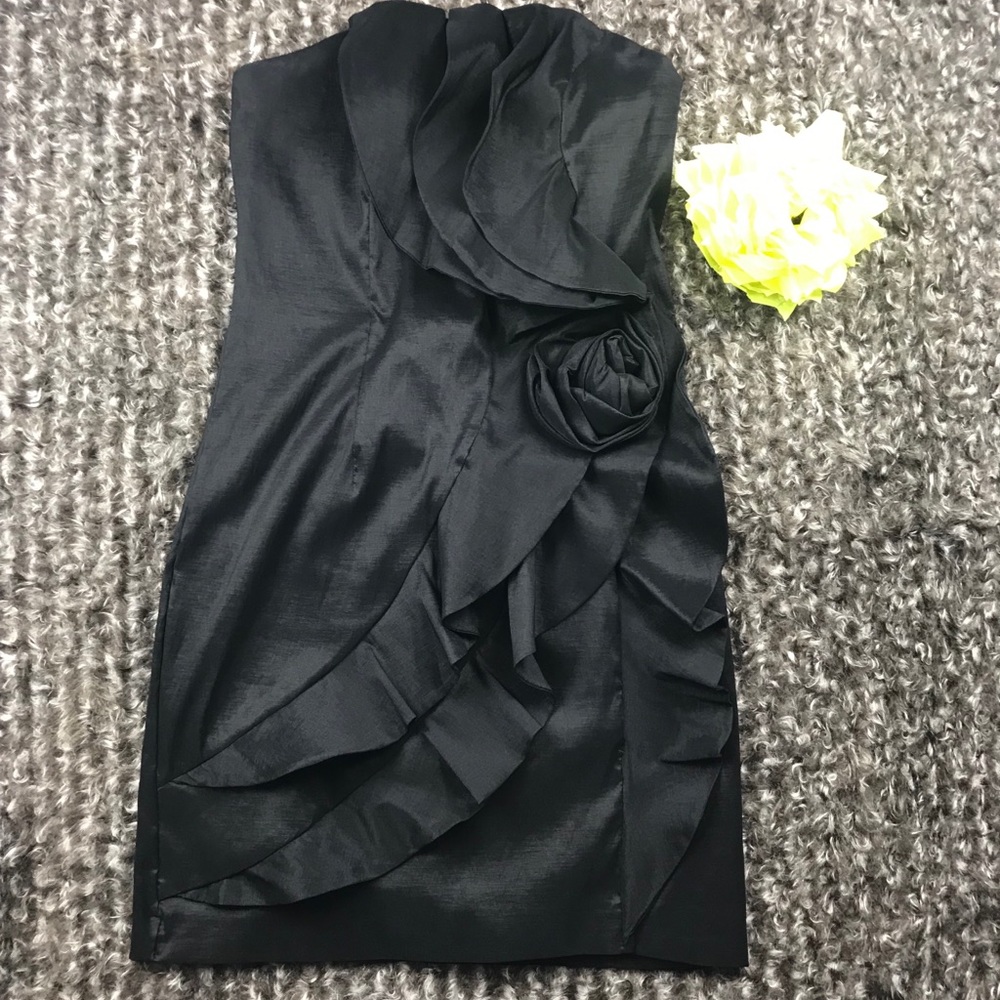 Woman’s dress size Medium